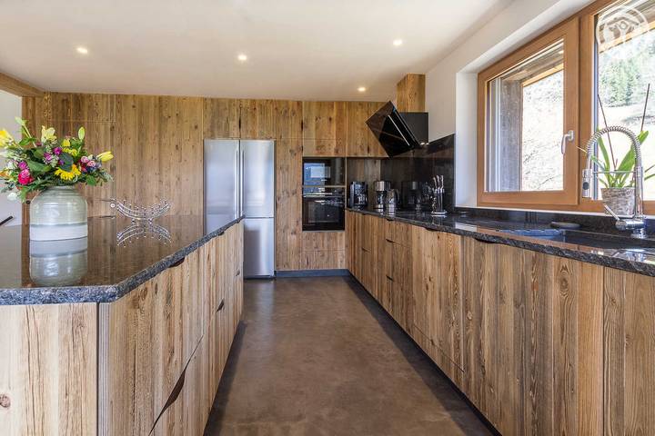 Chalet pour 14 personnes, avec terrasse et sauna dans Bauges - 4