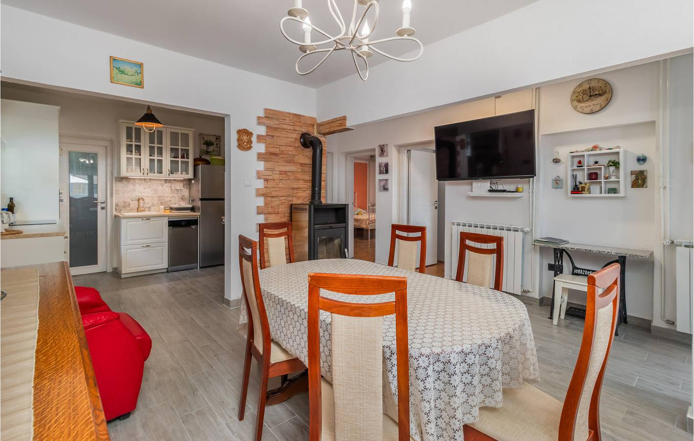 Vacation house for 6 people with terrace in Primorje-Gorski Kotar