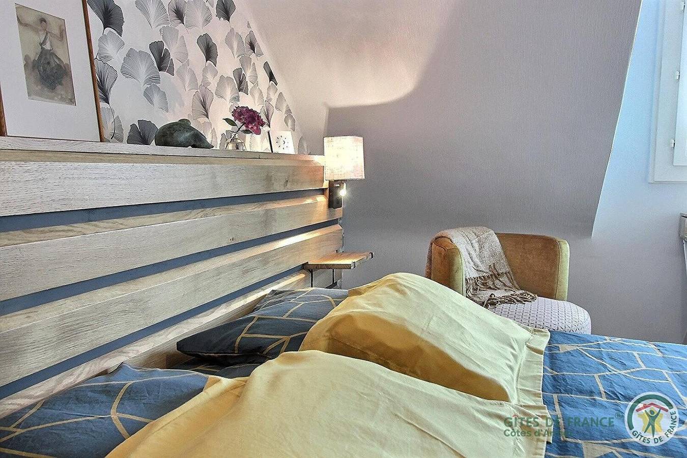 Voyages en Argoat - Ginkgo in Ploumagoar, Région de Guingamp