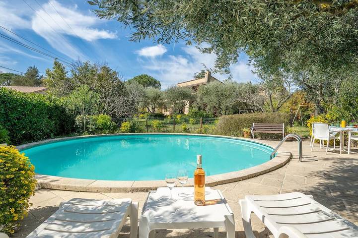 Ferienhaus für 6 Personen, mit Pool und Terrasse sowie Garten - 1