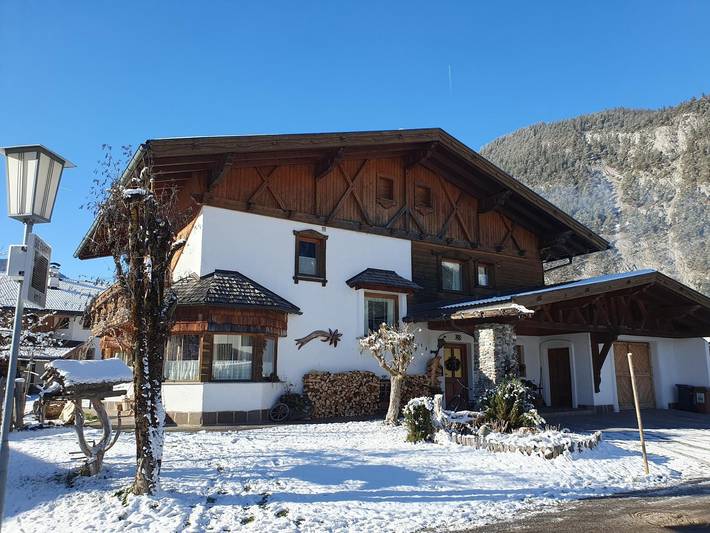 Ganze Ferienwohnung, Appartement 1 in Karwendel (Tirol), Scharnitz