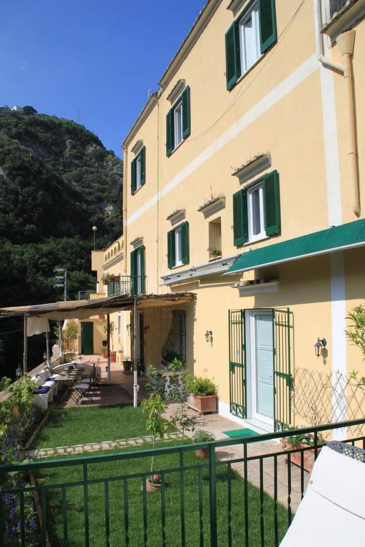 Location de vacances pour 16 personnes, avec jardin et vue à Castiglione - 2