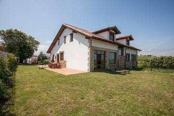 Casa Rural para 8 Personas en La Revilla, San Vicente de la Barquera, Foto 3