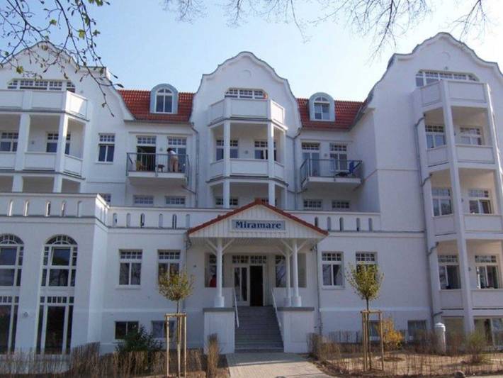 Ferienwohnung für 4 Personen, mit Sauna und Balkon, kinderfreundlich in Kühlungsborn - 2