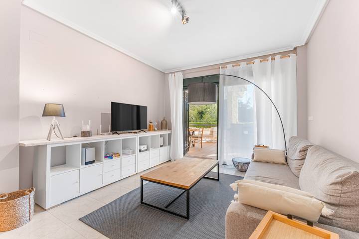 Ferienwohnung für 5 Personen, mit Kinderpool und Garten in Orihuela Costa