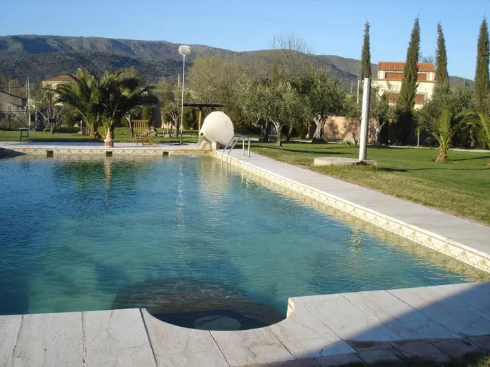 Casa de huéspuedes para 2 personas, con piscina y jardín, Se admiten mascotas - 1