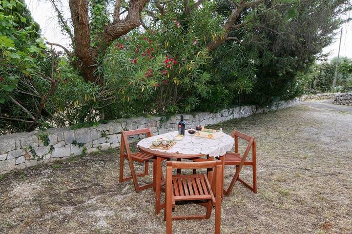 Gîte pour 2 personnes, avec Terrasse et Jardin