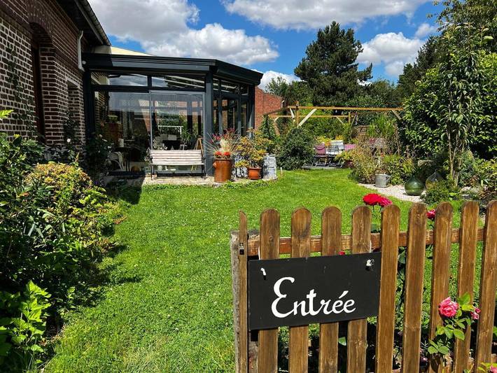 Cottage pour 2 personnes, avec terrasse et jardin à Ligny-Thilloy