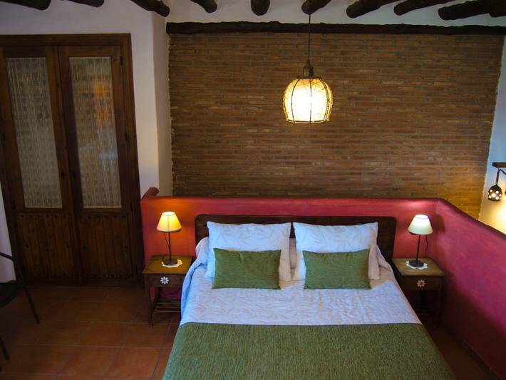 Casa rural para 3 personas, con Balcón y Terraza además de Jardín y Piscina en Yegen - 4