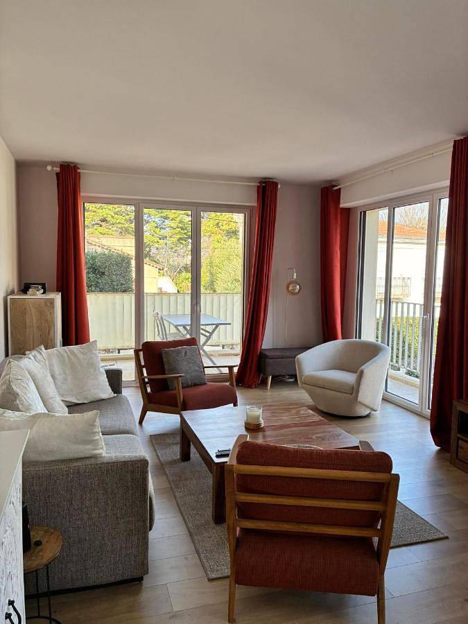Gîte pour 6 personnes, avec Balcon ainsi que Terrasse et Vue dans Plage de la Salis - 3
