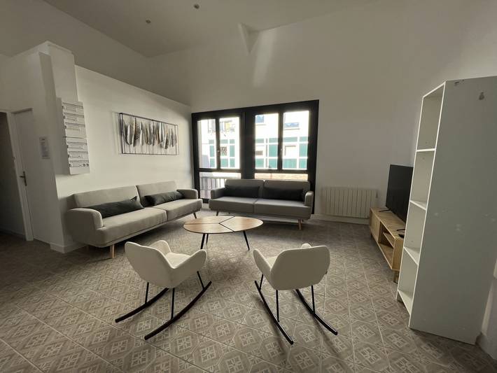 Location de vacances pour 18 personnes, avec balcon et jardin, adapté aux familles à Le Mans