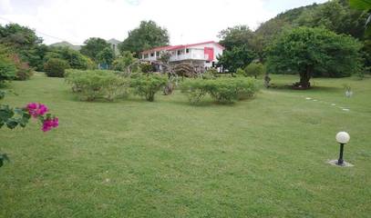 Gîte pour 4 personnes, avec jardin et vue dans Grande Anse d'Arlet