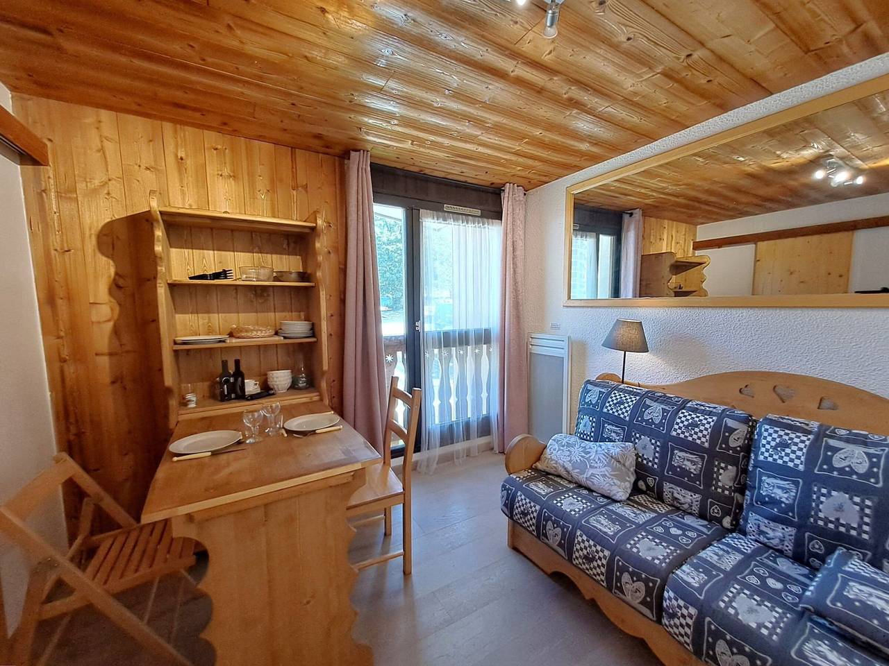 Studio entier, Studette rénovée 2 personnes, centre Les Deux Alpes in Mont-de-Lans, Les Deux Alpes