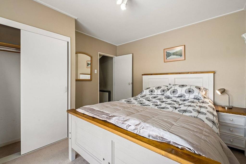 Holiday Home for 8 People in Wanaka, Otago