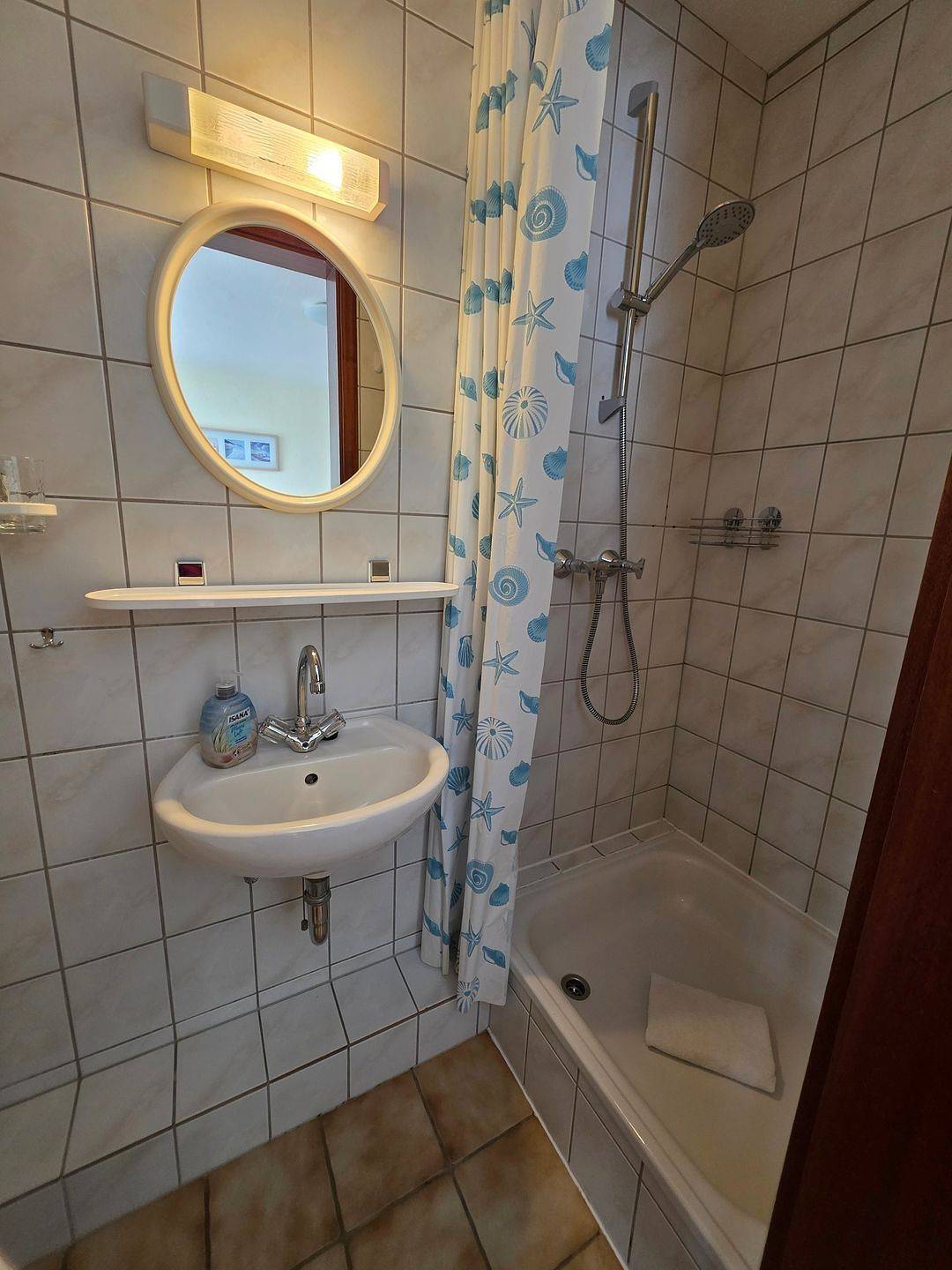 Ganze Ferienwohnung, Düne - gemein. Waschmaschine, Wlan, Pkw-Parkplatz in Dagebüll, Nordfriesland