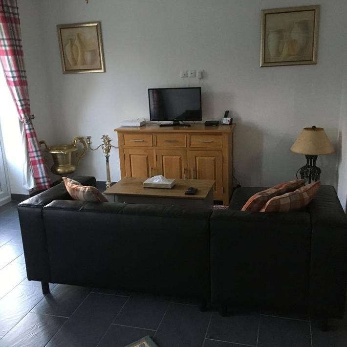 Location de vacances pour 10 personnes, avec terrasse et jardin à Thorigné-sur-Dué - 2