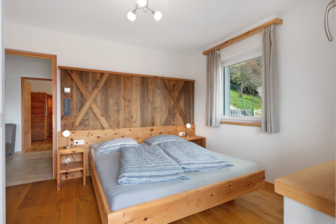 Ganze Wohnung, Ferienwohnung 'Pferscher - Apt Kastanienbaum' mit Bergblick, Gemeinschaftsterrasse und Wlan in Barbian, Sarntaler Alpen