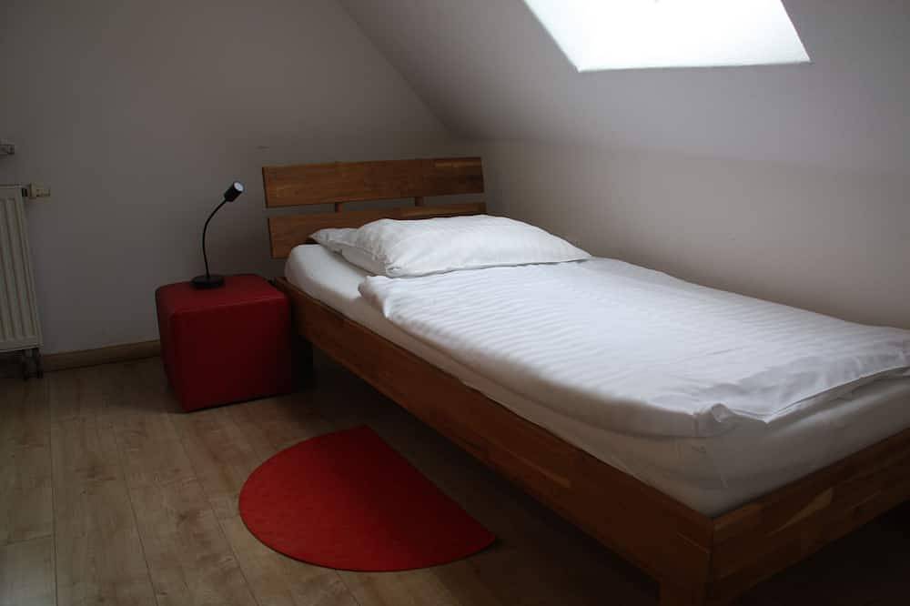 Wohnen auf 4 Ebenen in historischen Mauern liebevoll renoviert in Legoland Deutschland, Günzburg