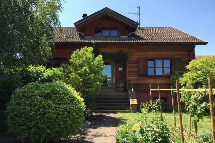 Gîte pour 6 personnes, avec Jacuzzi ainsi que Terrasse et Jardin à Orschwihr