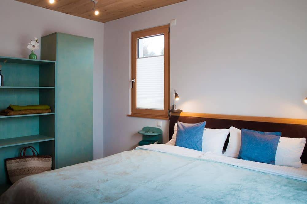 Ganze Wohnung, Großzügige Fewo  - zu Fuß zum See - Sauna - Utting am Ammersee in Utting, Ammersee