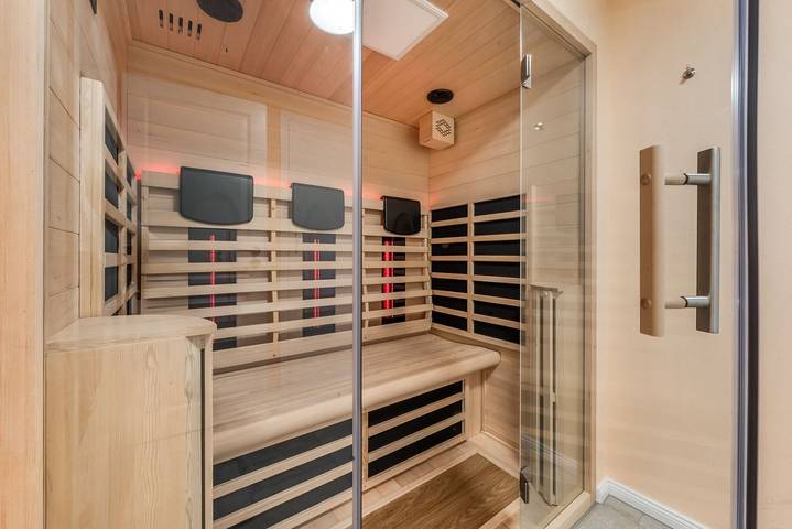 Ganze Wohnung, Gemütliche 2-Zimmer Ferienwohnung mit ca. 60 m² Wohnraum, für 2 Personen in Wenningstedt, Sylt