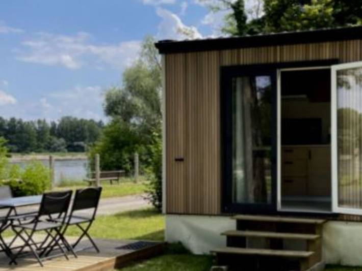 Camping pour 6 personnes, avec terrasse, animaux acceptés dans le Cher