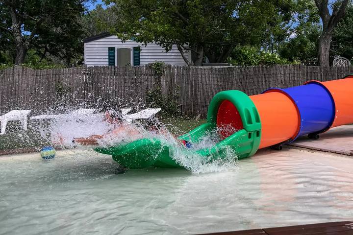 Mobil home pour 6 personnes, avec sauna et terrasse à Néfiach - 4