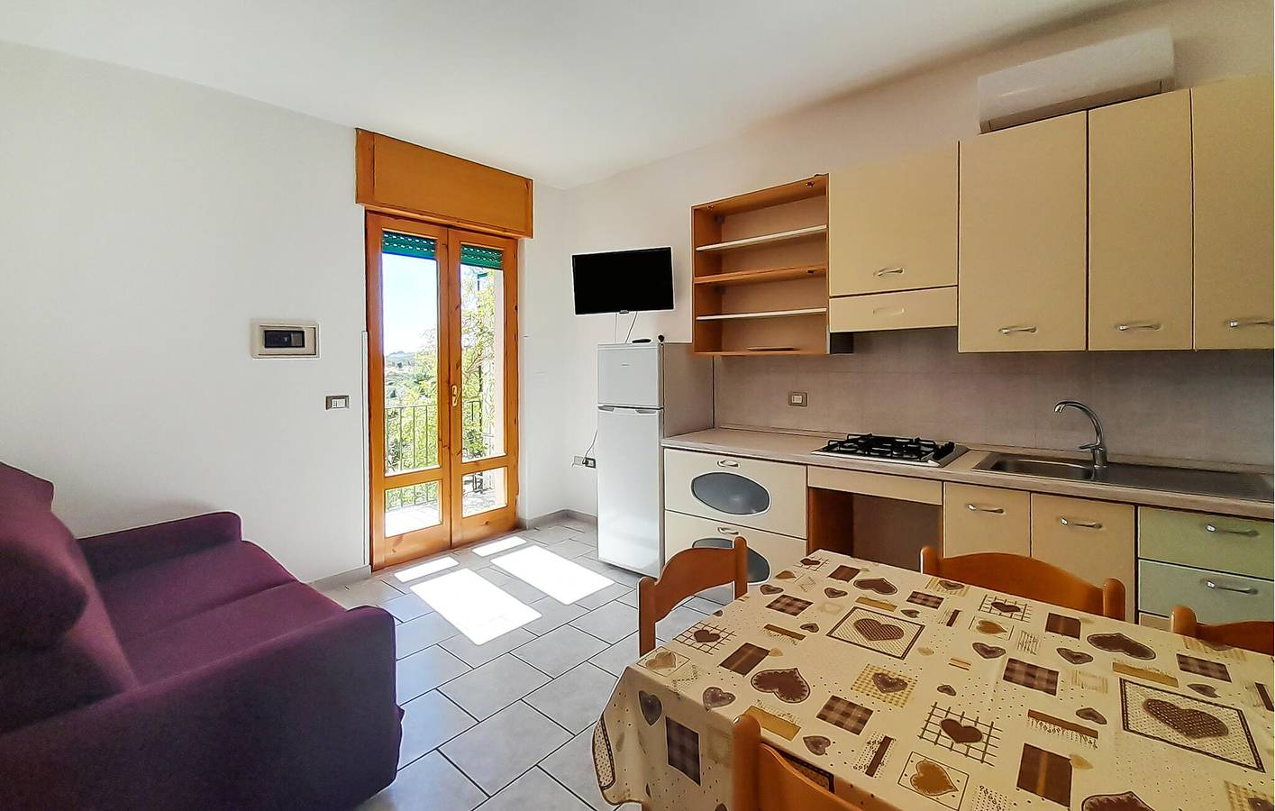 Apartamento vacacional entero, Encantador apartamento con piscina, aparcamiento, aire acondicionado y terraza a 2,5 km de Chiesiola in Vieste, Gargano