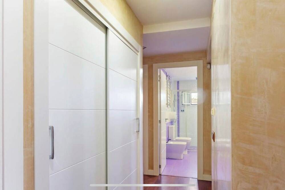 Villa con Piscina de diseño, bar en  piscina, jacuzzi, cama balinesa in El Puerto de Santa María, Costa de la Luz