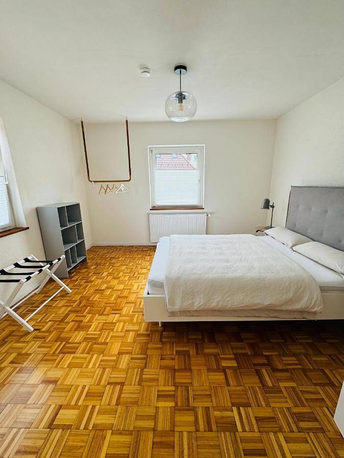 Appartement entier, One-Bedroom Apartment in Heidenheim, Région de Stuttgart