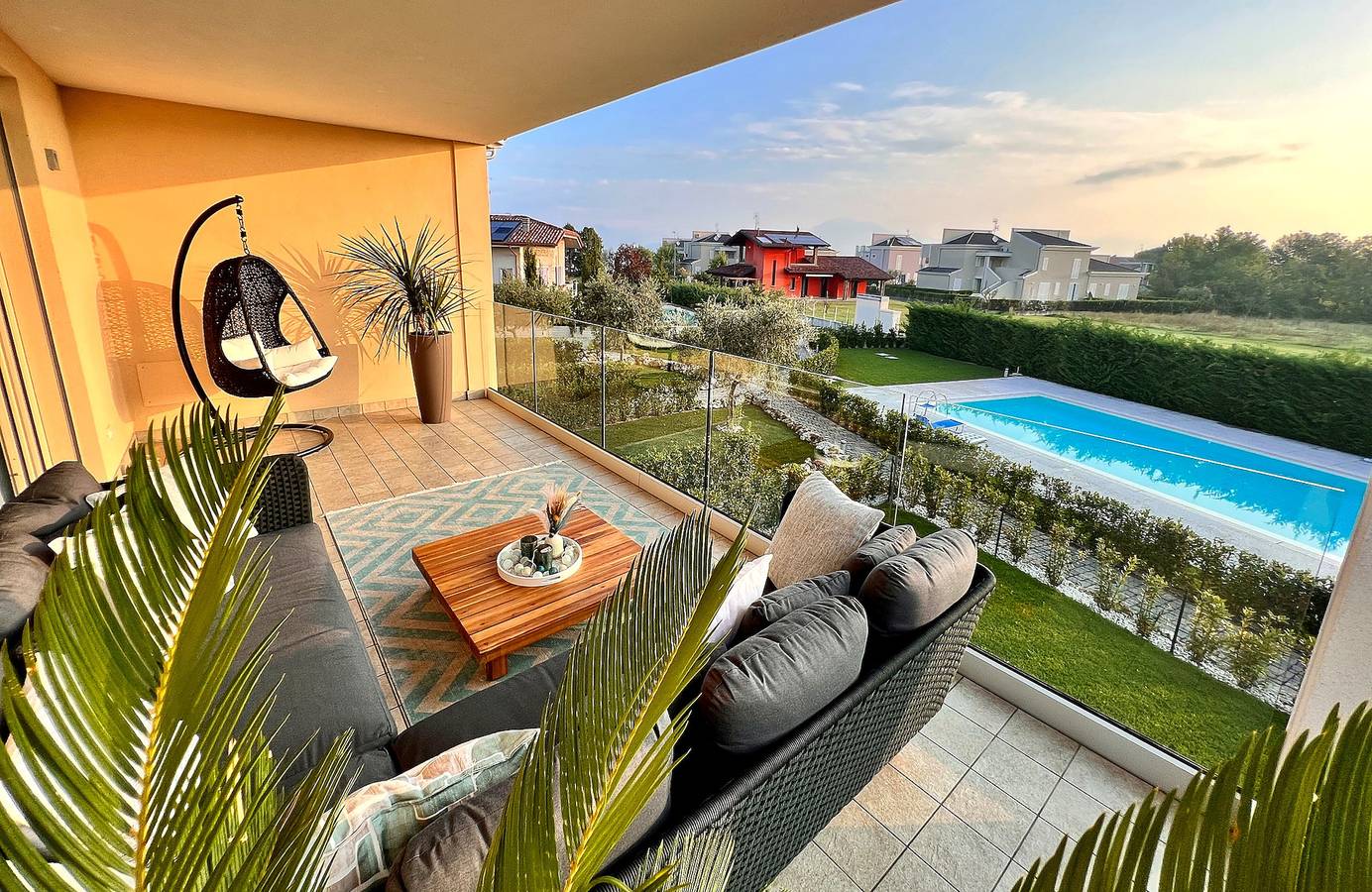 606A Luxury Villa Magdalena in Peschiera del Garda, Gardasee-Berge