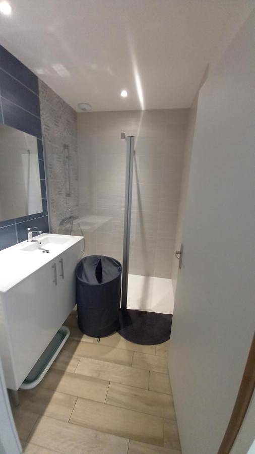 Location de vacances pour 6 personnes, avec terrasse à Le Champ-Saint-Père - 2