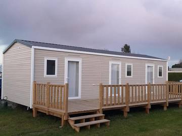 Camping pour 4 Personnes dans Warhem, Département Nord, Photo 1