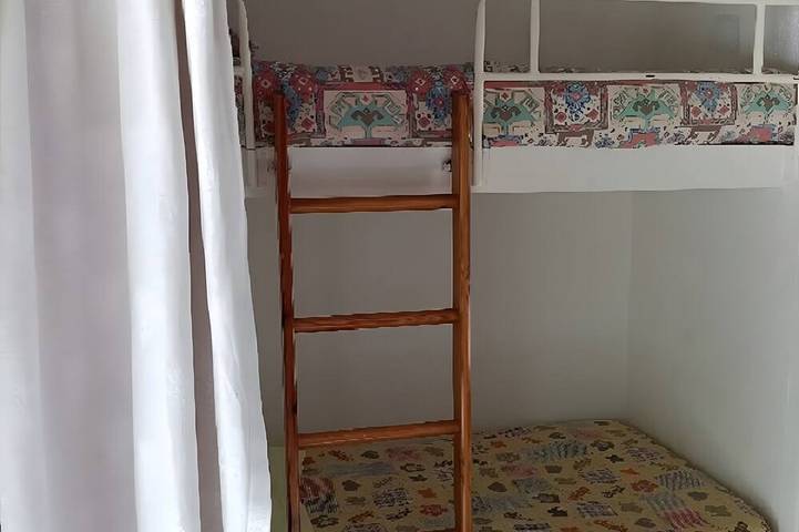 Location de vacances pour 4 personnes, avec piscine ainsi que jardin et terrasse dans Mines de Bruoux - 4