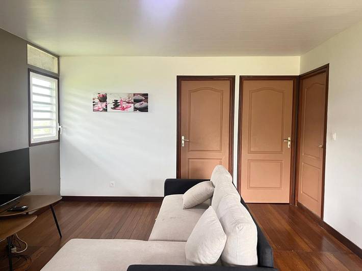Albergue para 11 personas, con vistas y jardín - 1