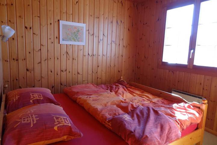 Chalet für 8 Personen, mit Garten in der Schweiz - 2