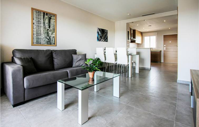 Ferienwohnung für 6 Personen, mit Terrasse und Pool sowie Sauna in Torrevieja - 4
