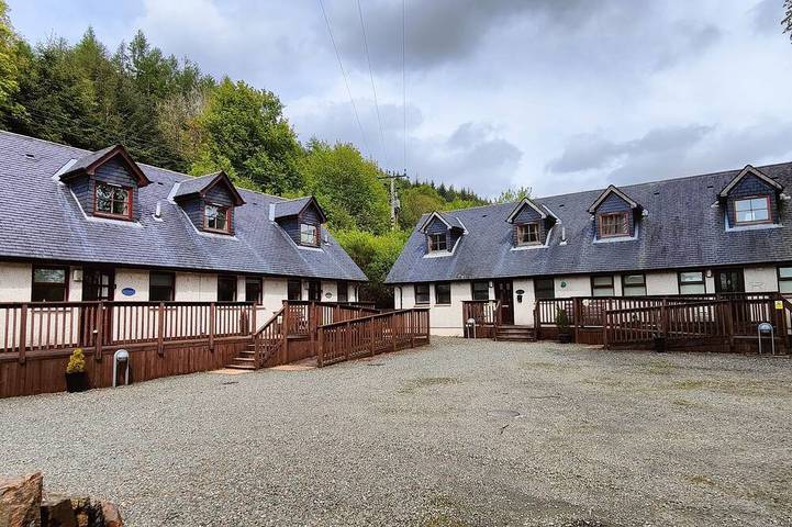 Log cabin for 2 people, with terrace in Loch Lomond