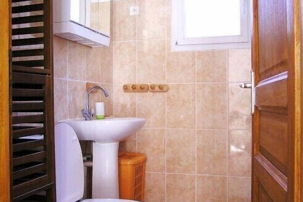 Ganze Wohnung, Am Boden entzieht ziemlich sehr funktionell Appartement mit Meer- und Bergblick in Cargèse, Regionaler Naturpark Korsika