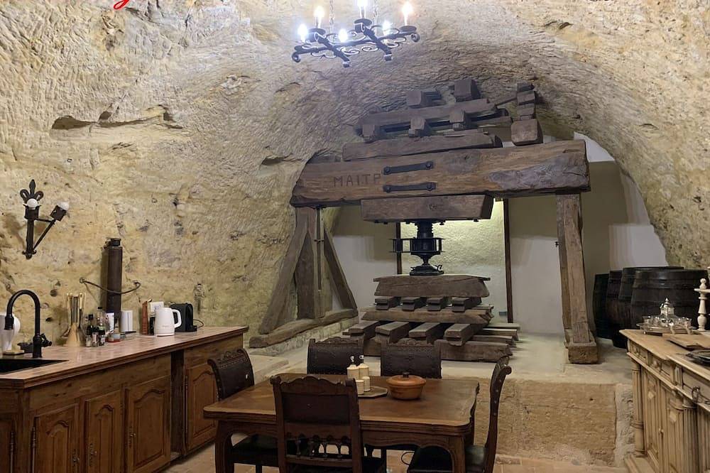 Michelangelo at our 'Clos Lussault' near Amboise in the Loire Valley in Lussault-sur-Loire, Tours und Umgebung