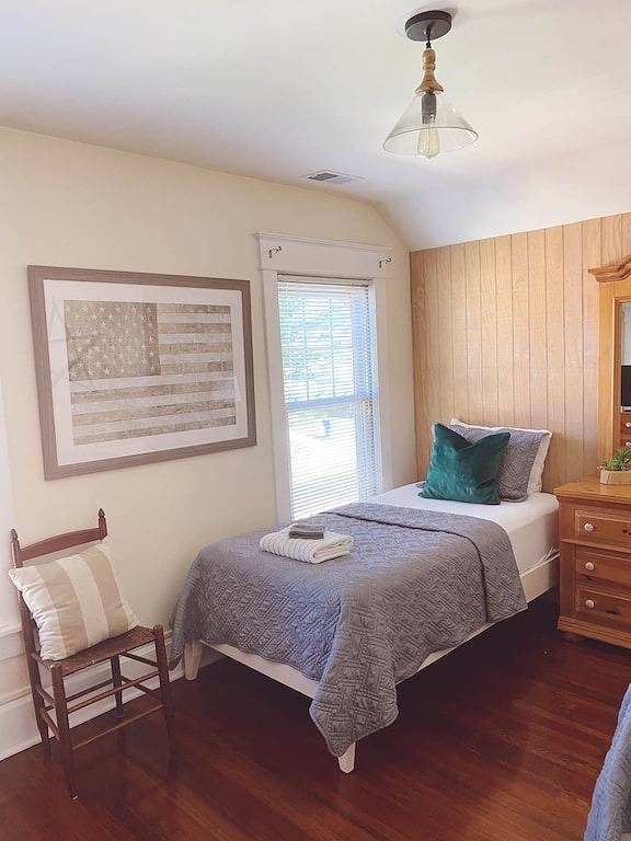 Ferienhaus für 7 Personen, mit Balkon und Garten - 1