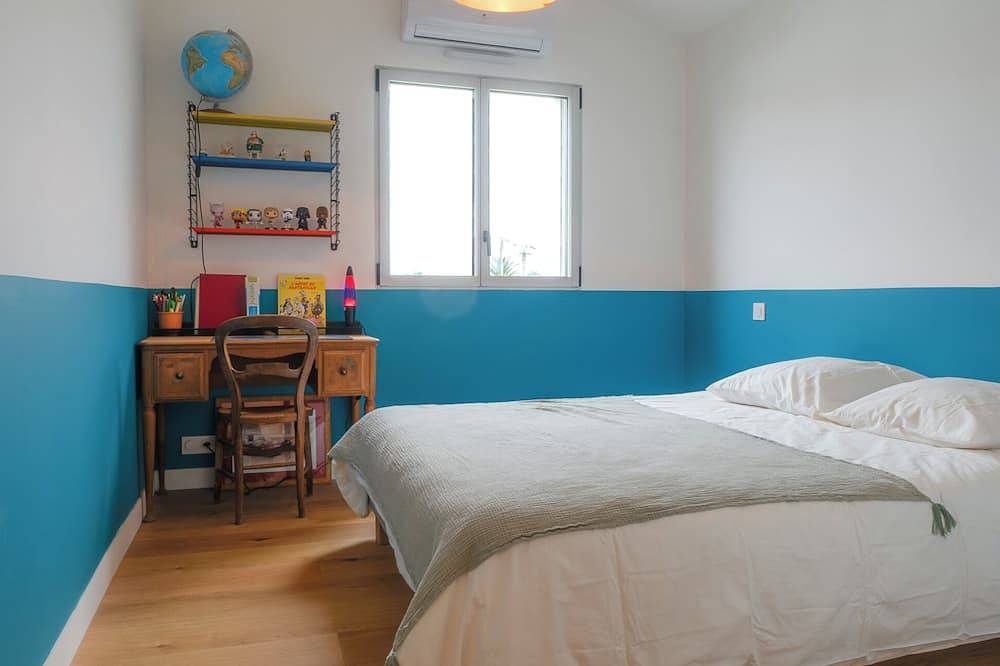 Villa 8 Couchages Avec Piscine à 8 Minutes à Pieds de la Plage à Bidart in Bidart, Région de Bayonne