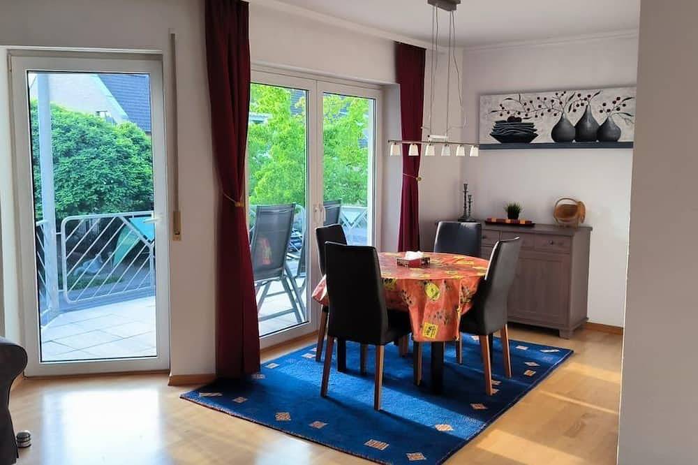 Ganze Wohnung, Spacious Ferienwohnung nähe Kob Uni - Apartment mit 2 Schlafzimmern in Metternich, Koblenz