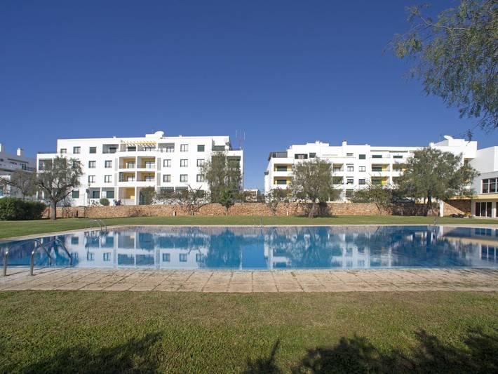Holiday rental for 4 people, with Balcony and Garden as well as Children pool in Armação de Pera