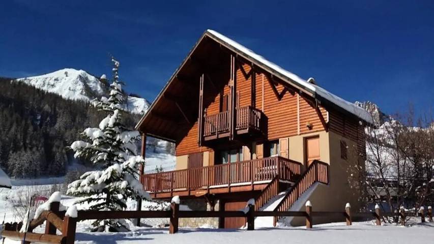Gîte pour 13 personnes à Réallon