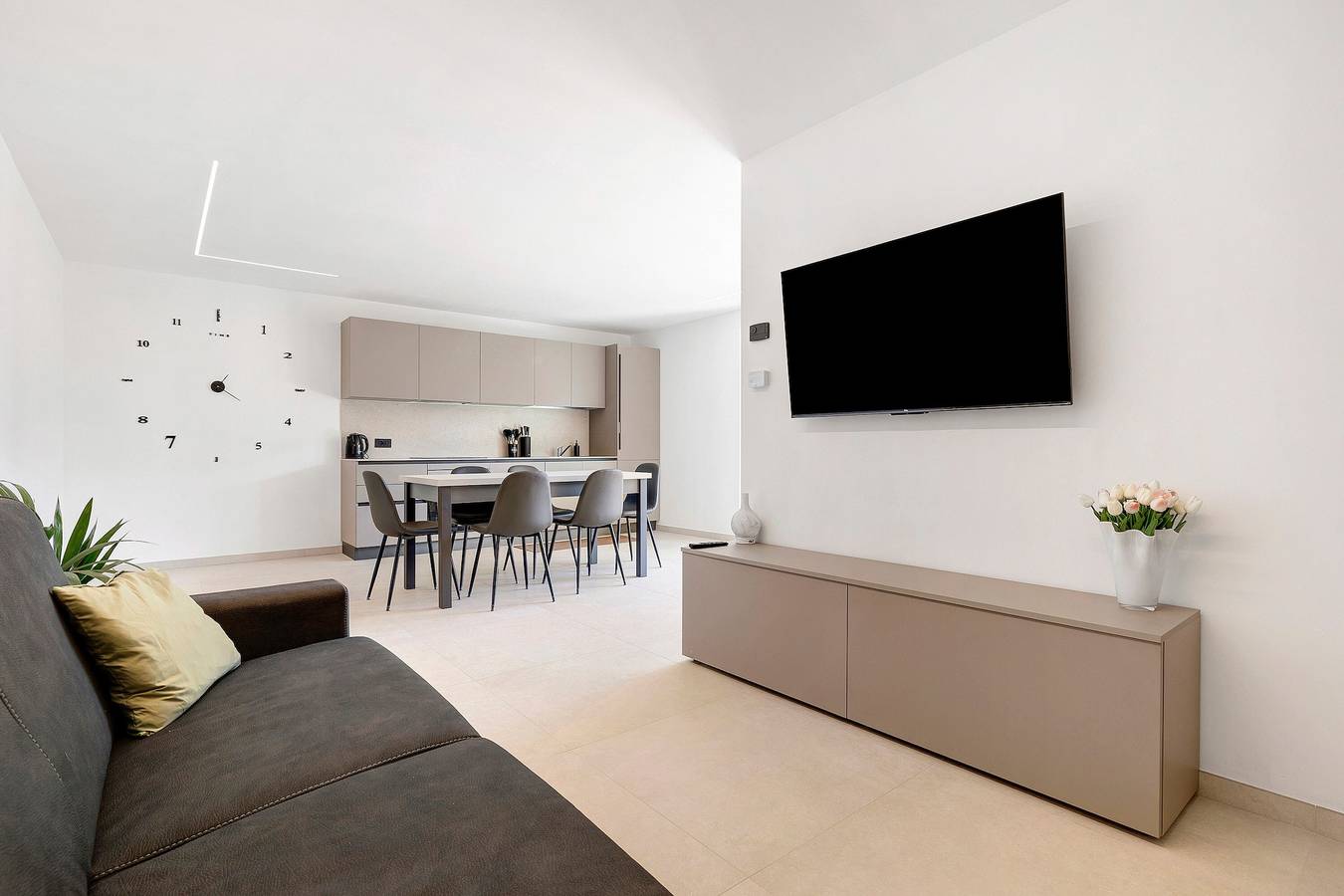 Ganze Wohnung, Appartement Frantoio, Casa 'L'Olivér mit Seeblick und privatem Garten in Bassanega, Tremosine