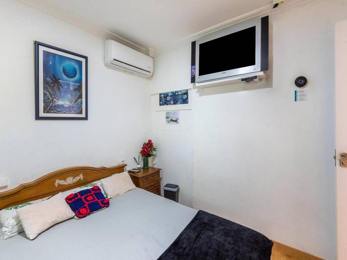 Holiday Home 'Apartamento Madrid Norte' with Shared Terrace, Wi-Fi and Air Conditioning in San Sebastián de los Reyes, Área Metropolitana de Madrid