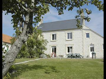 Chambre d’hôte pour 2 personnes, avec jardin dans le Calvados