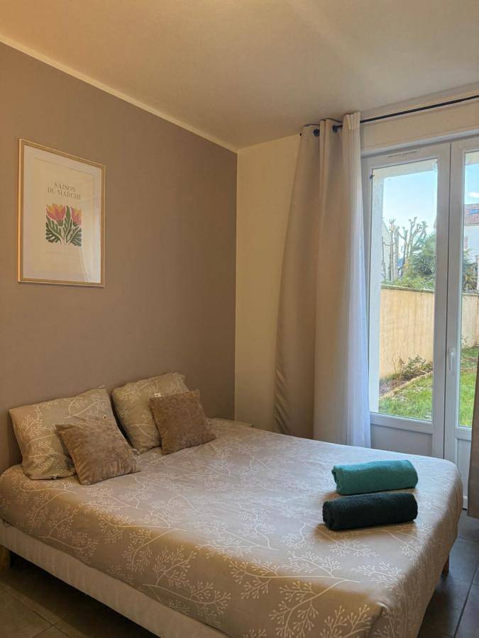 Appartement de vacances pour 5 personnes, avec jardin à Meaux