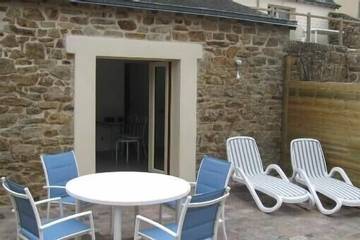 Gîte pour 4 personnes, avec jardin à Arradon